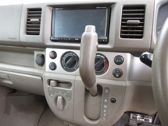 SUZUKI EVERY WAGON 2014 Image 19