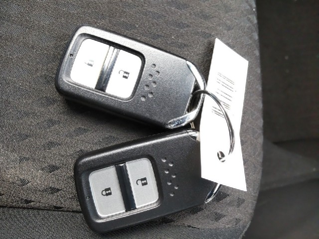 HONDA FIT 2018 Image 19