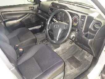 TOYOTA SUCCEED 2017 Image 3