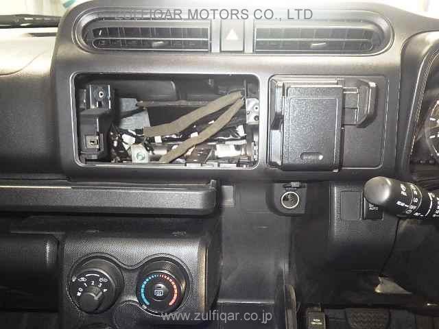 TOYOTA SUCCEED 2017 Image 4