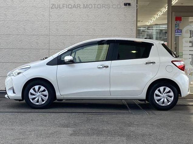 TOYOTA VITZ 2019 Image 34