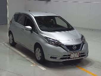 NISSAN NOTE 2018 Image 4