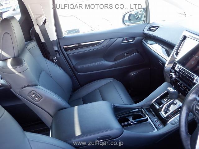 TOYOTA ALPHARD 2017 Image 11