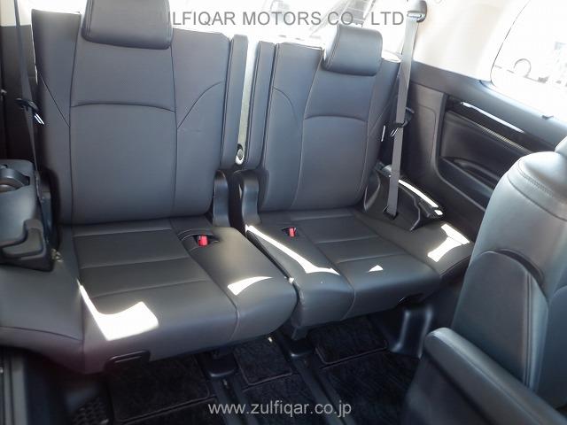 TOYOTA ALPHARD 2017 Image 19