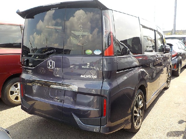 HONDA STEPWGN SPADA 2017 Image 24