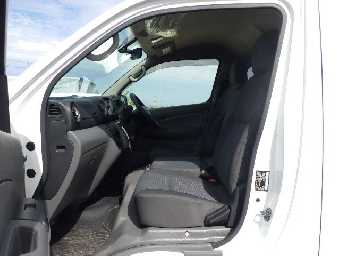 NISSAN NV350 CARAVAN 2014 Image 11