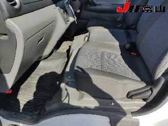 NISSAN NV350 CARAVAN 2014 Image 2