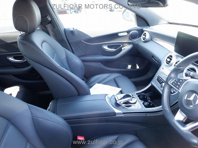 MERCEDES BENZ C CLASS 2017 Image 11