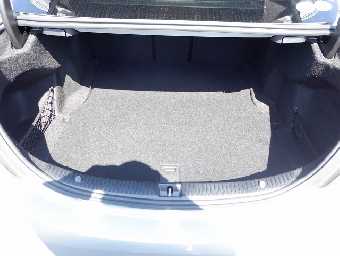 MERCEDES BENZ C CLASS 2017 Image 13