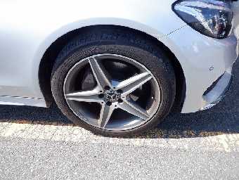 MERCEDES BENZ C CLASS 2017 Image 18