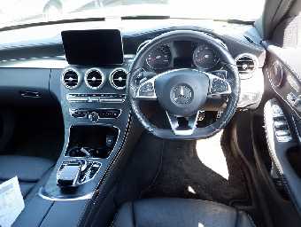 MERCEDES BENZ C CLASS 2017 Image 7