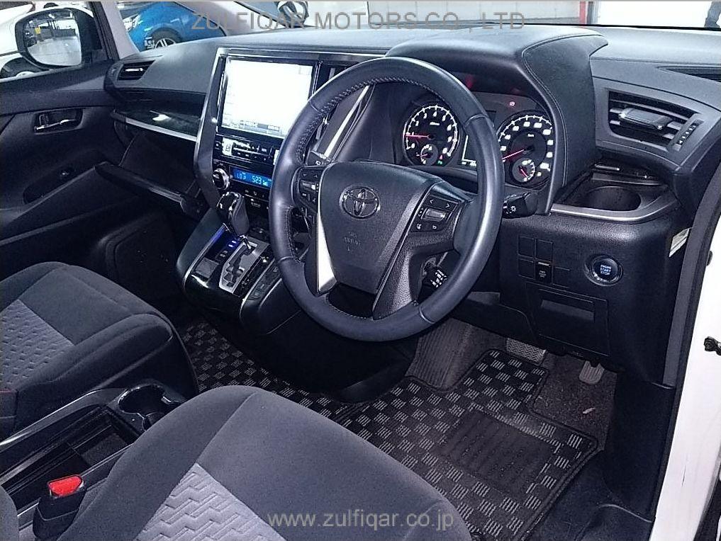 TOYOTA VELLFIRE 2017 Image 3