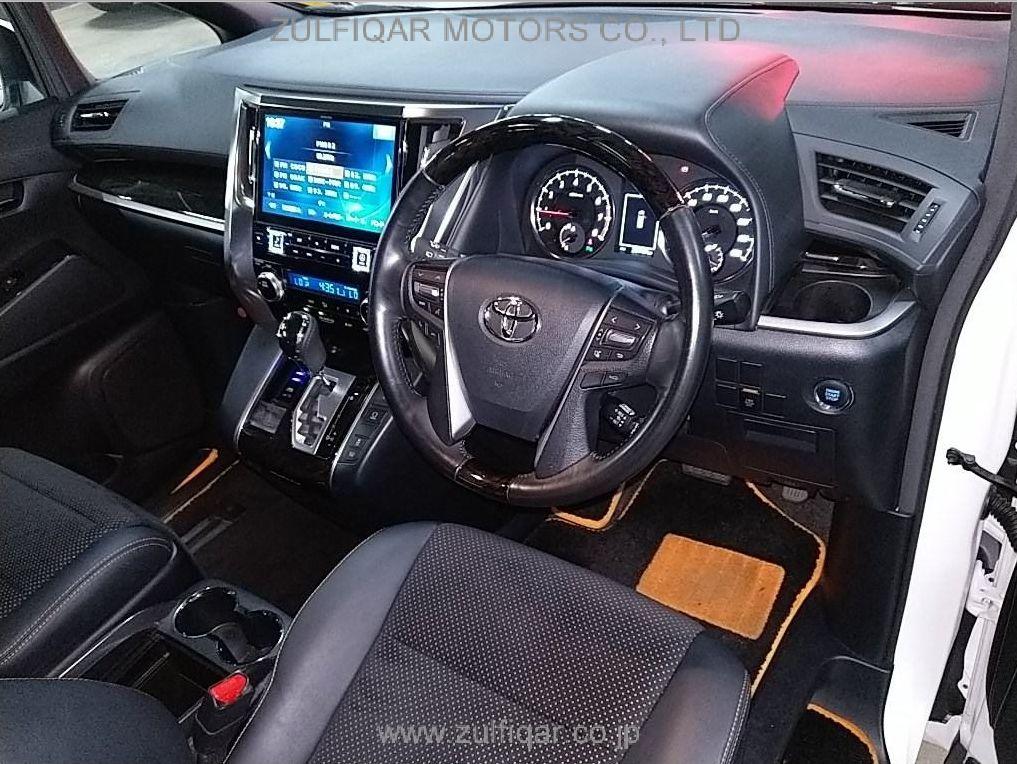 TOYOTA ALPHARD 2017 Image 3