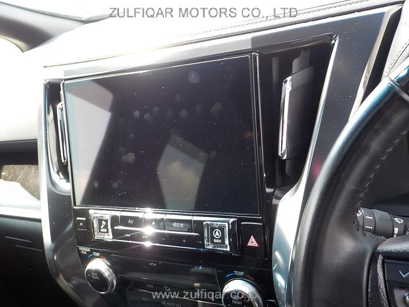 TOYOTA ALPHARD 2017 Image 22