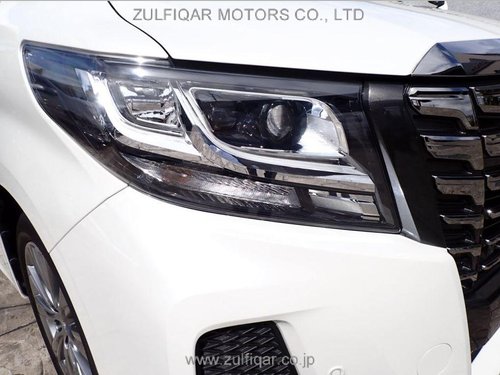 TOYOTA ALPHARD 2017 Image 7