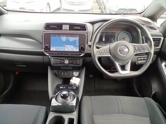 NISSAN LEAF 2020 Image 25