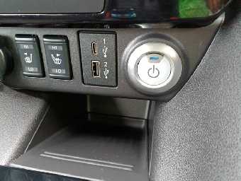 NISSAN LEAF 2020 Image 22