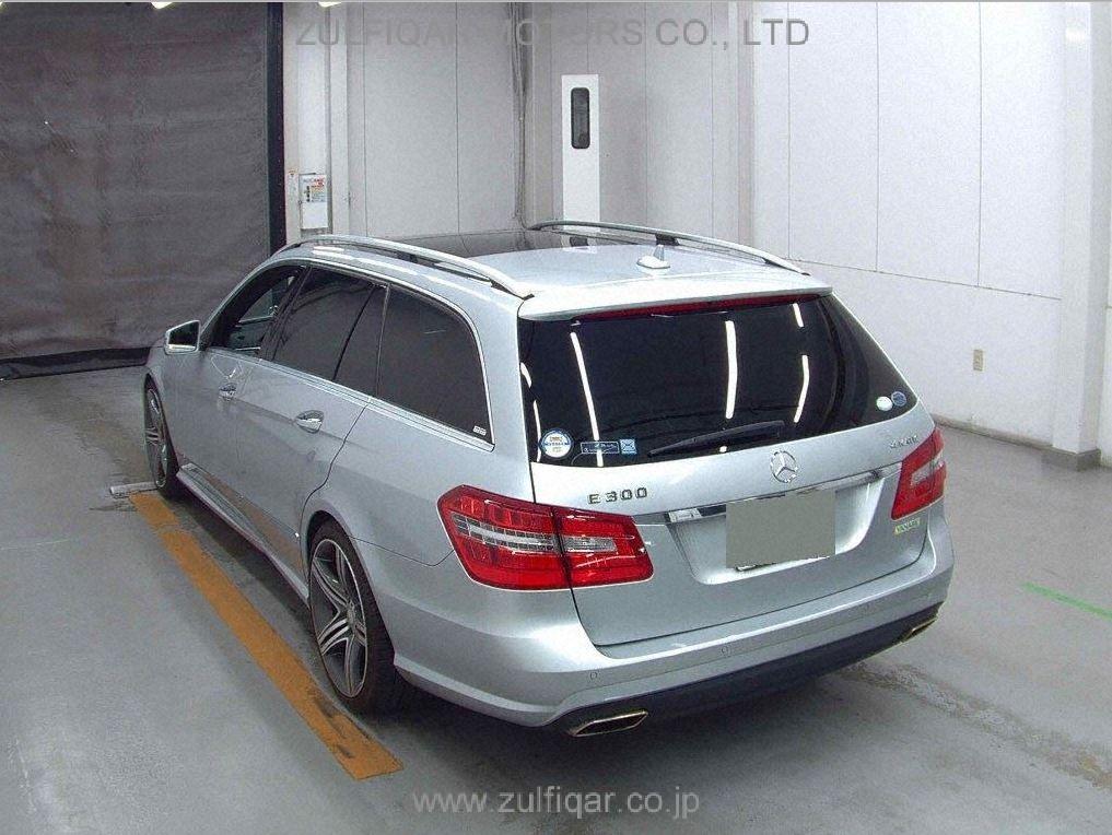 MERCEDES BENZ E CLASS STATION WAGON 2013 Image 2