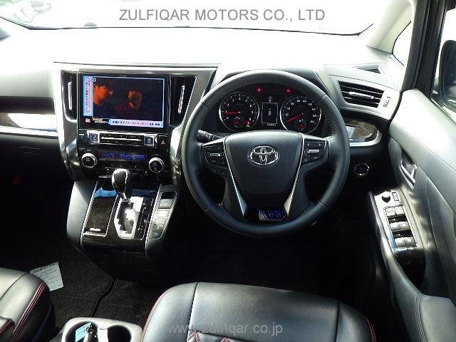 TOYOTA VELLFIRE 2017 Image 7