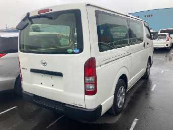 TOYOTA HIACE 2017 Image 14