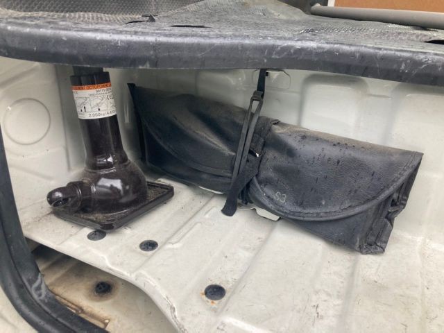 TOYOTA HIACE 2017 Image 28