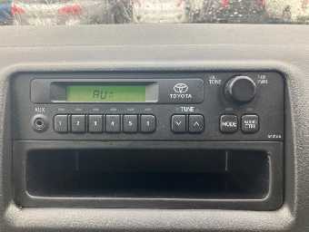 TOYOTA HIACE 2017 Image 24