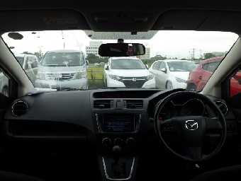 MAZDA PREMACY 2017 Image 12