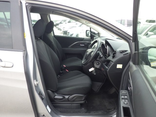 MAZDA PREMACY 2017 Image 24