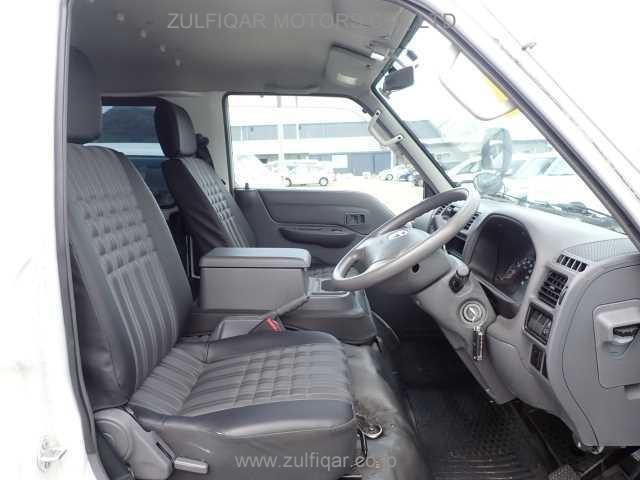 MAZDA BONGO 2017 Image 5