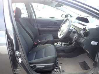 TOYOTA AQUA 2017 Image 5