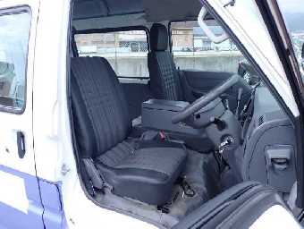 MAZDA BONGO 2017 Image 4