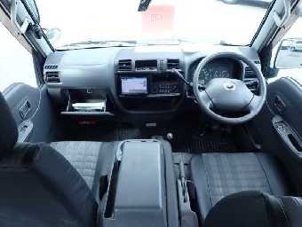MAZDA BONGO 2017 Image 5