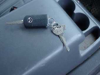 MAZDA BONGO 2017 Image 8
