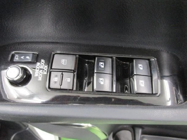 TOYOTA ALPHARD 2017 Image 27