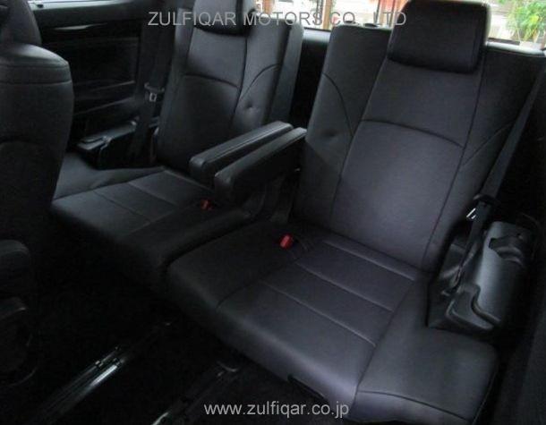 TOYOTA ALPHARD 2017 Image 10