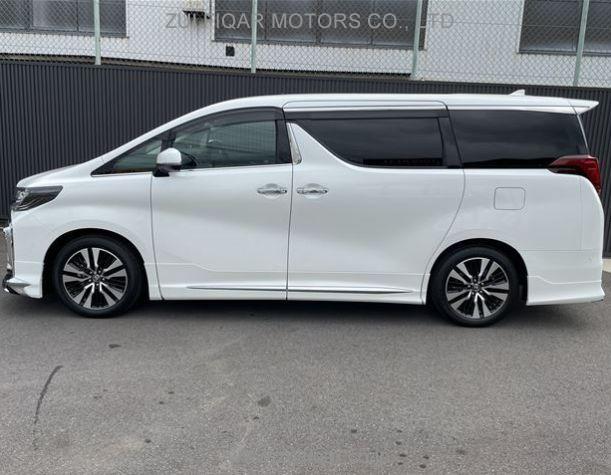 TOYOTA ALPHARD 2020 Image 3