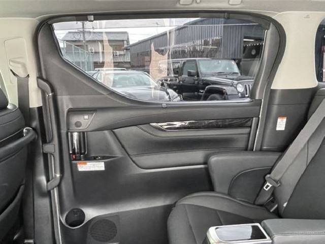 TOYOTA ALPHARD 2020 Image 23