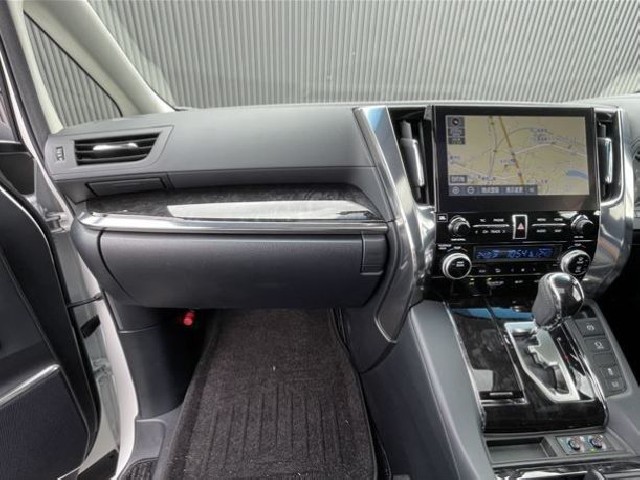 TOYOTA ALPHARD 2020 Image 34