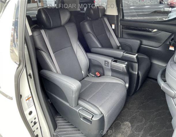 TOYOTA ALPHARD 2020 Image 10