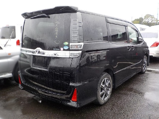TOYOTA VOXY 2017 Image 29