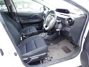 TOYOTA AQUA 2016 Image 5