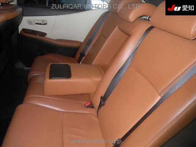 LEXUS HS 2010 Image 4