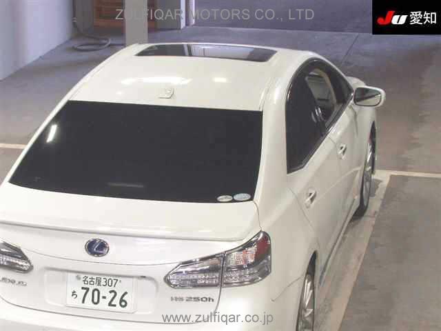 LEXUS HS 2010 Image 9