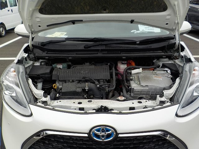 TOYOTA SIENTA 2018 Image 24