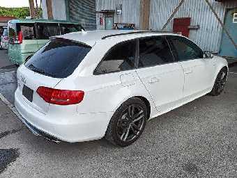 AUDI S4 AVANT 2011 Image 3