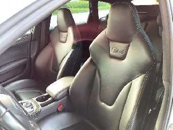 AUDI S4 AVANT 2011 Image 18