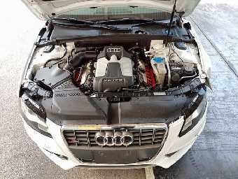 AUDI S4 AVANT 2011 Image 7