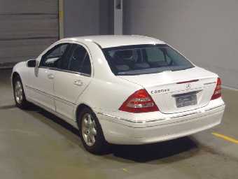 MERCEDES BENZ C CLASS 2000 Image 4