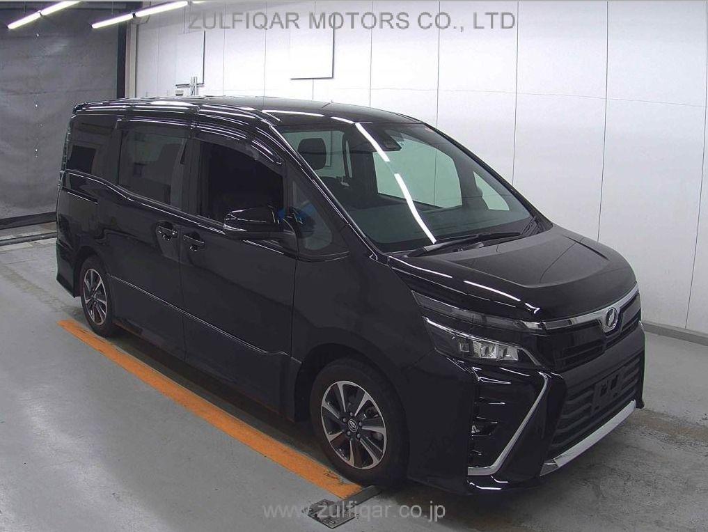 TOYOTA VOXY 2017 Image 1