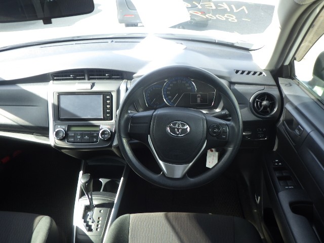 TOYOTA COROLLA FIELDER 2015 Image 19